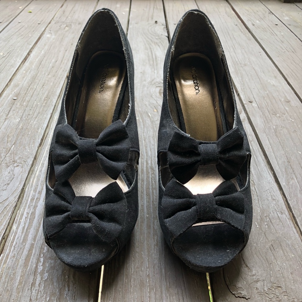 Black Peep Toe Heels with Bows